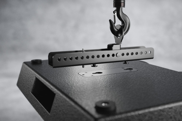 FAVO-tm15-on-hook-top-fly.jpg