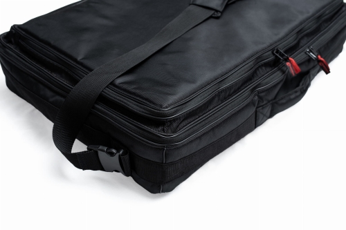MADMUSIC_Case-32-min.jpg
